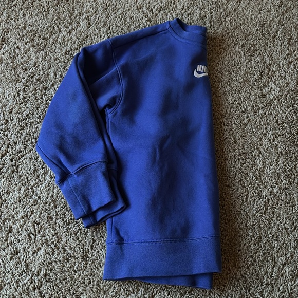 Nike kids small crew neck - Picture 2 of 3
